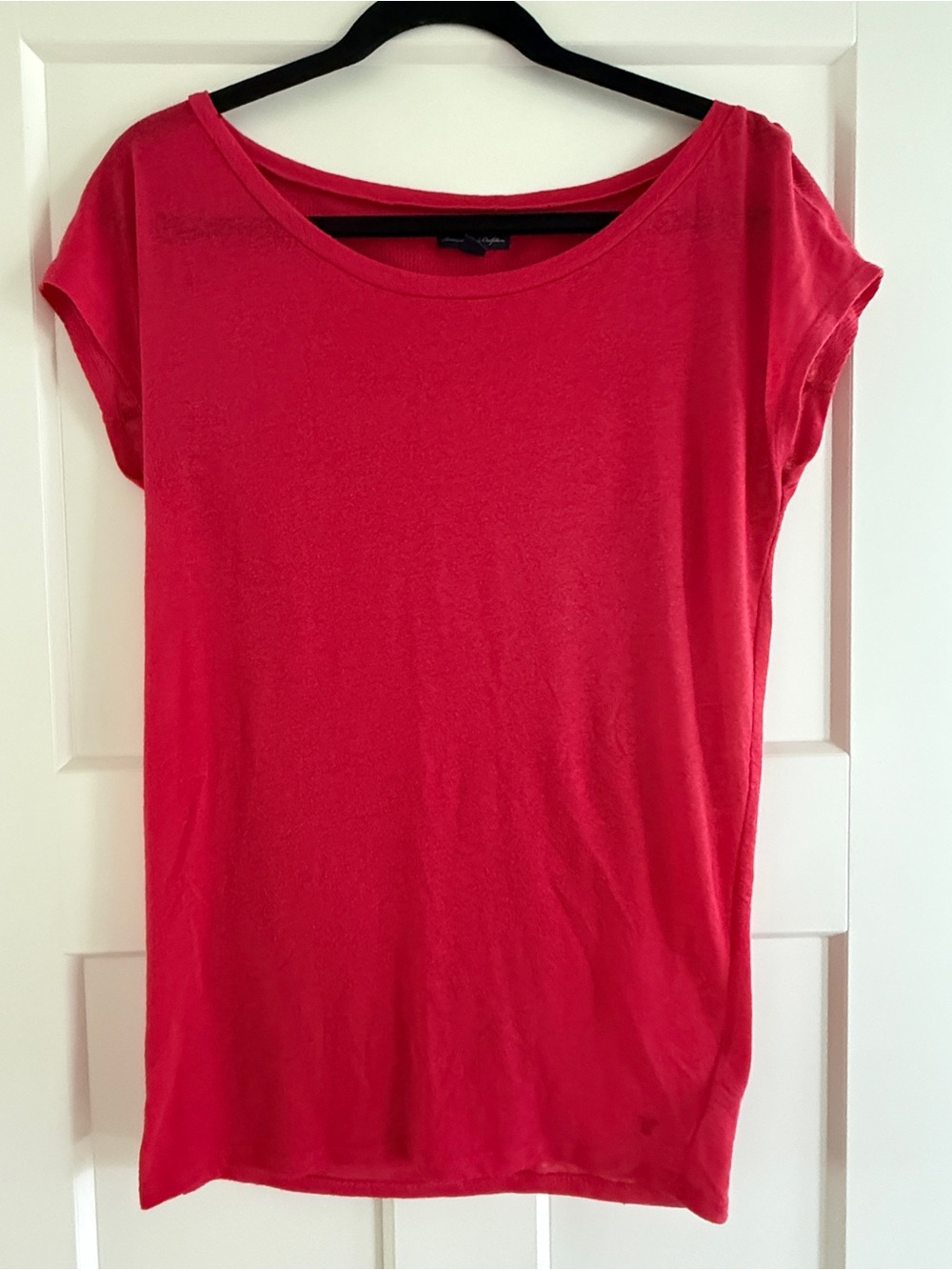American Eagle Outfitters Hot Pink Scoop Neck Short Sleeve Tee